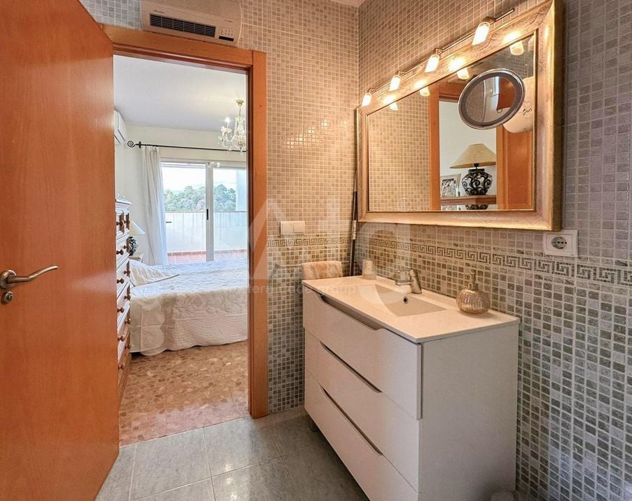 4 bedroom Villa in Alfaz del Pi - HMC97325 - Photo - 23