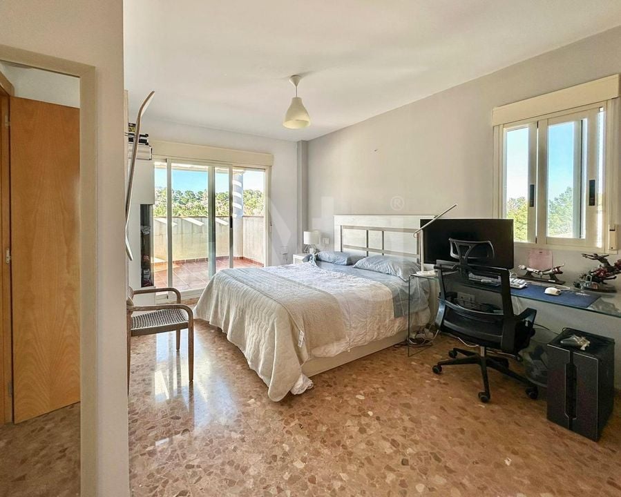 4 bedroom Villa in Alfaz del Pi - HMC97325 - Photo - 15