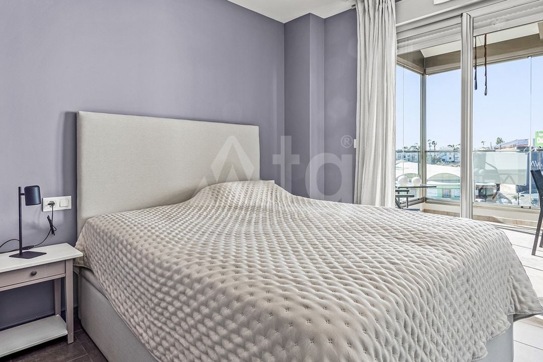 Penthouse de 4 chambres à Villamartin - CBE97997 - Photo - 11