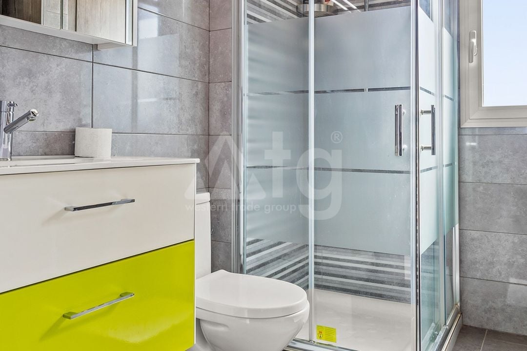 Penthouse de 4 chambres à Villamartin - CBE97997 - Photo - 18