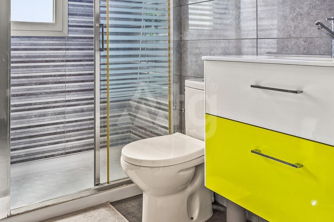 Penthouse de 4 chambres à Villamartin - CBE97997 - Photo - 19