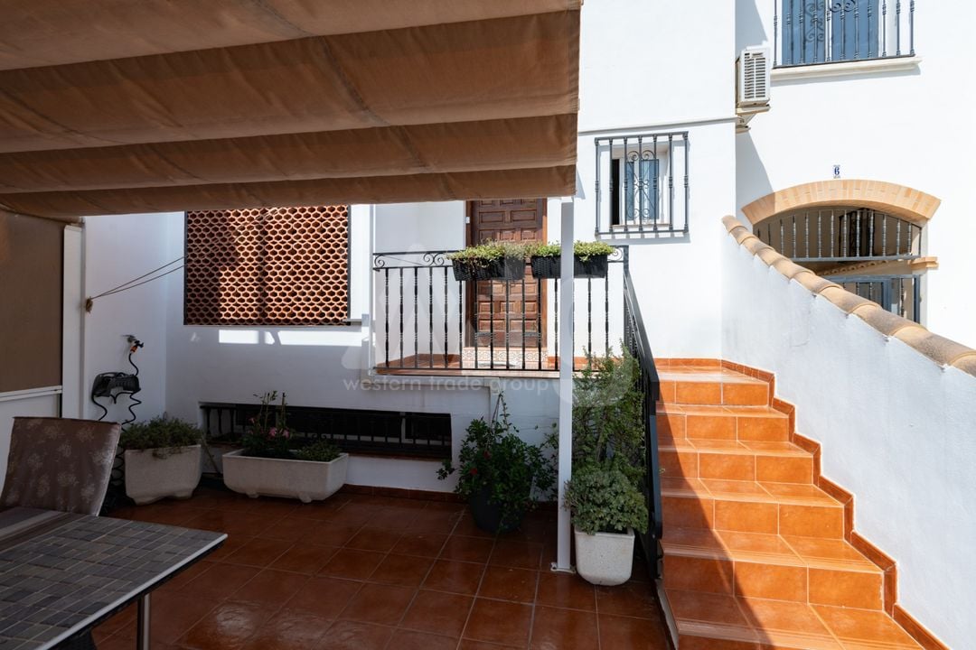 6 bedroom Townhouse in Gran Alacant - CBE98000 - Photo - 3
