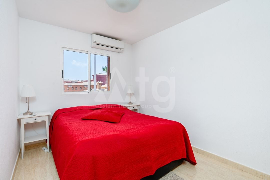 6 bedroom Townhouse in Gran Alacant - CBE98000 - Photo - 16