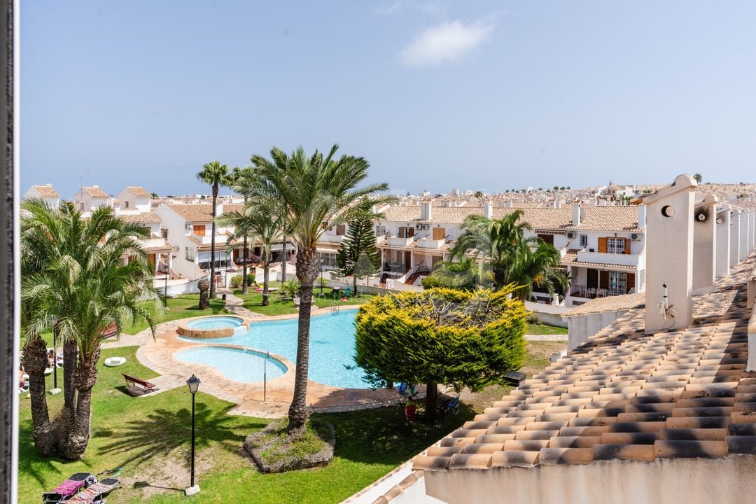 6 bedroom Townhouse in Gran Alacant - CBE98000 - Photo - 1