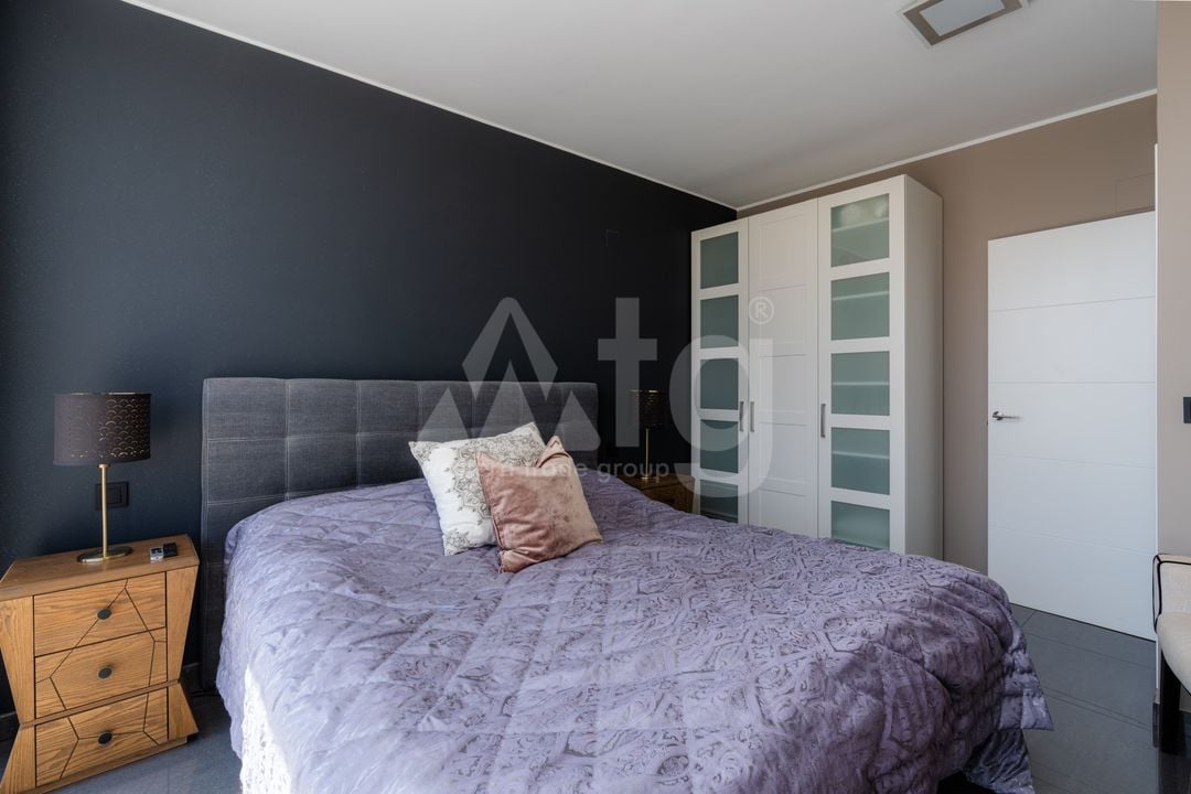 7 bedroom Villa in San Fulgencio - CBE98001 - Photo - 20