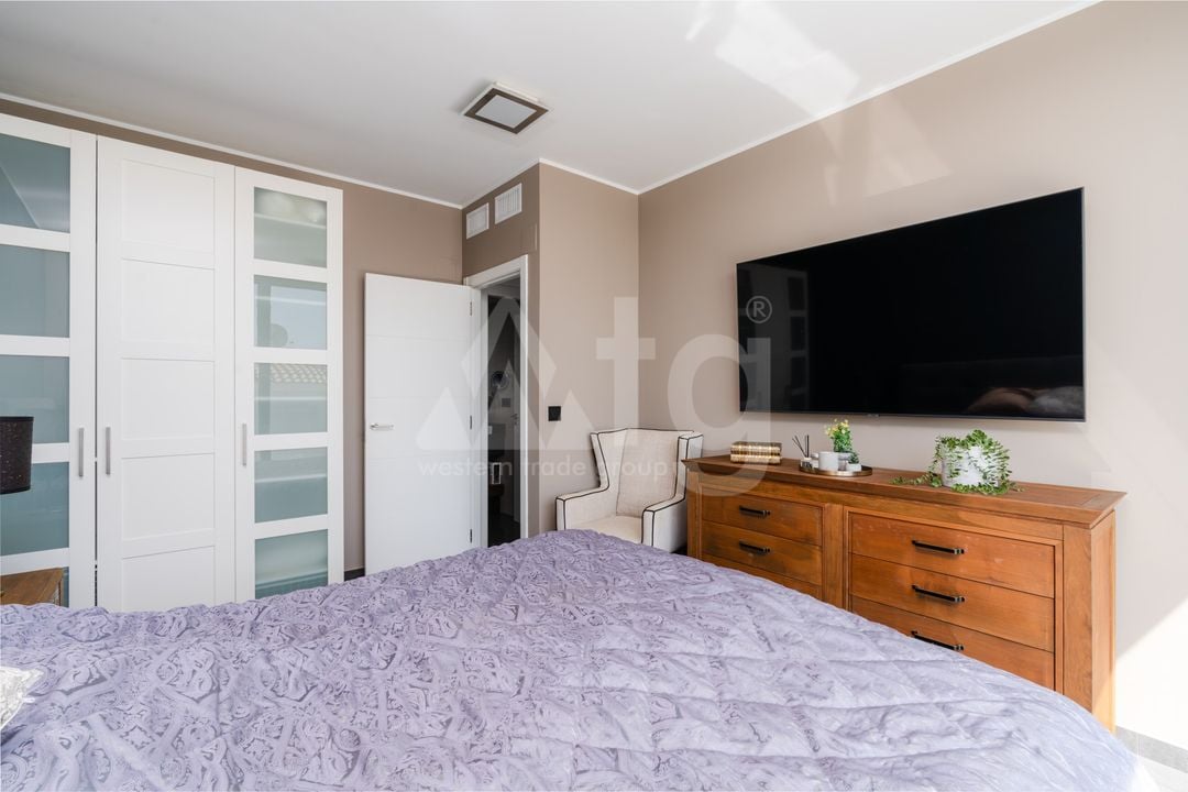 7 bedroom Villa in San Fulgencio - CBE98001 - Photo - 21