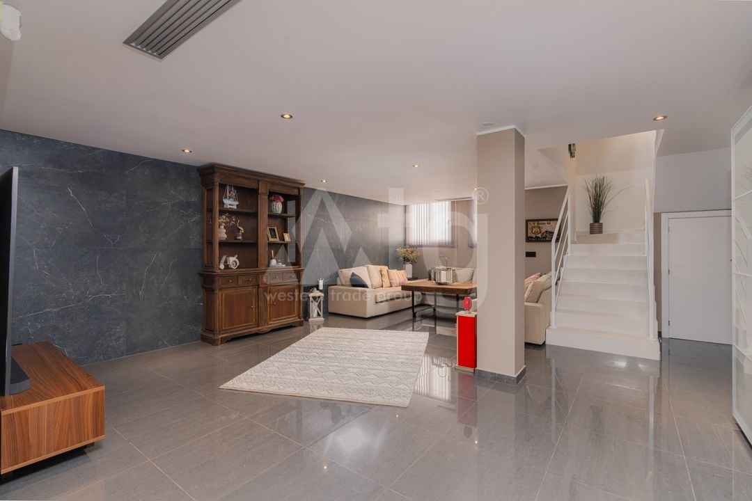 7 bedroom Villa in San Fulgencio - CBE98001 - Photo - 25