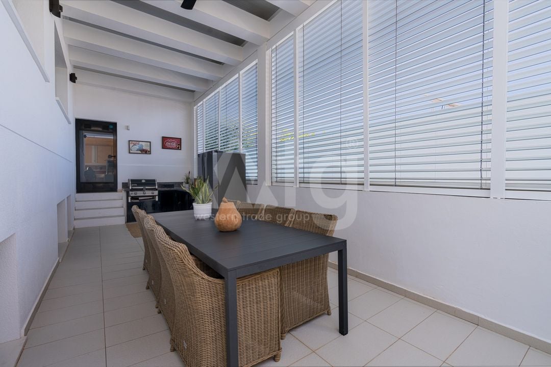 7 bedroom Villa in San Fulgencio - CBE98001 - Photo - 38