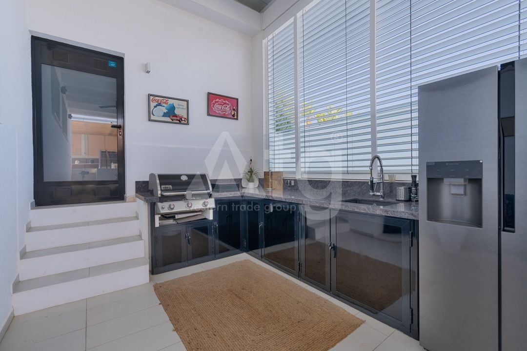7 bedroom Villa in San Fulgencio - CBE98001 - Photo - 36