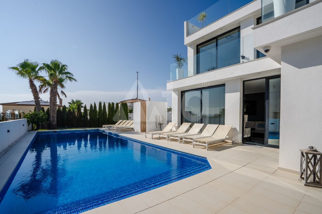 7 bedroom Villa in San Fulgencio - CBE98001 - Photo - 2