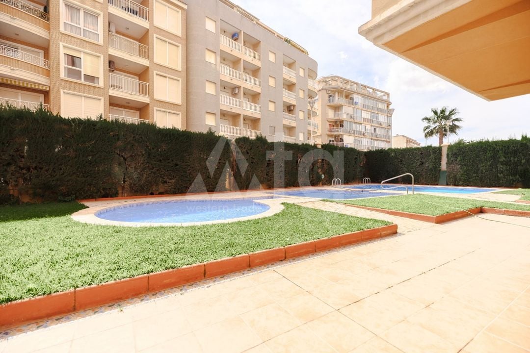 2 Schlafzimmer Appartement in Torrevieja - CBE98016 - Foto - 2