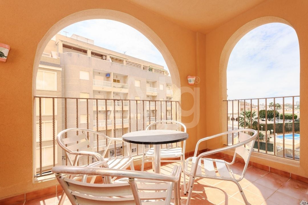 2 Schlafzimmer Appartement in Torrevieja - CBE98016 - Foto - 15
