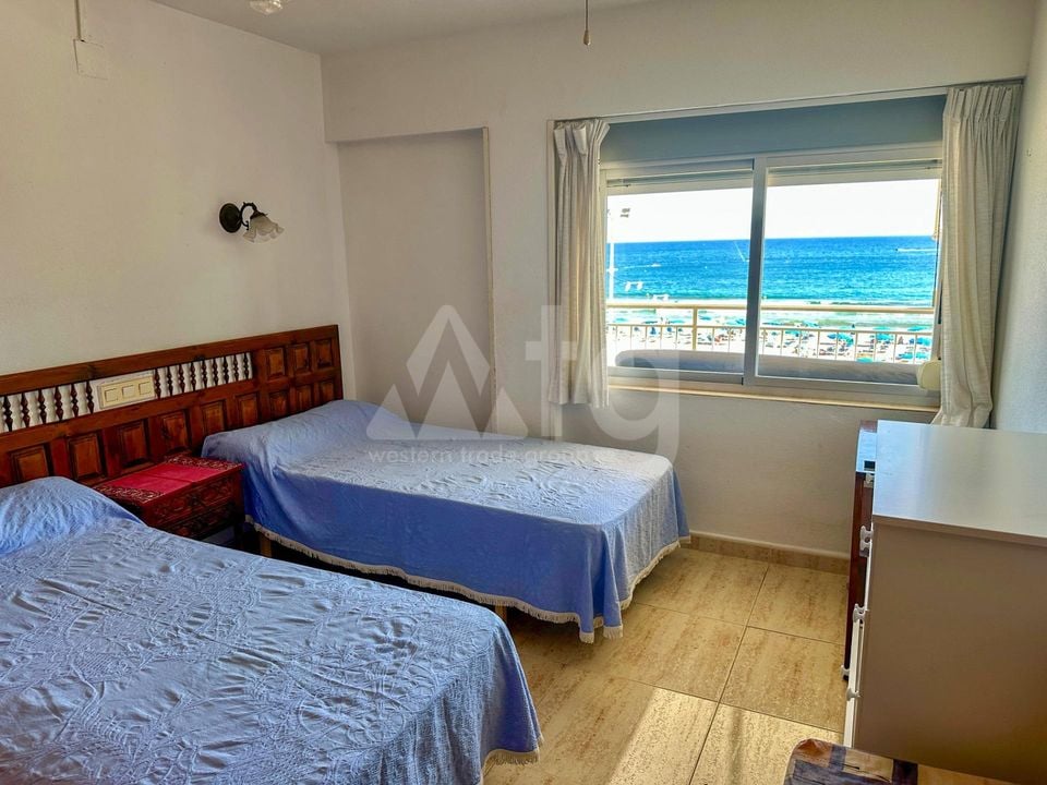 Appartement de 3 chambres à Benidorm - HMC98031 - Photo - 8
