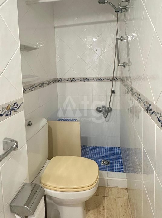 Appartement de 3 chambres à Benidorm - HMC98031 - Photo - 12