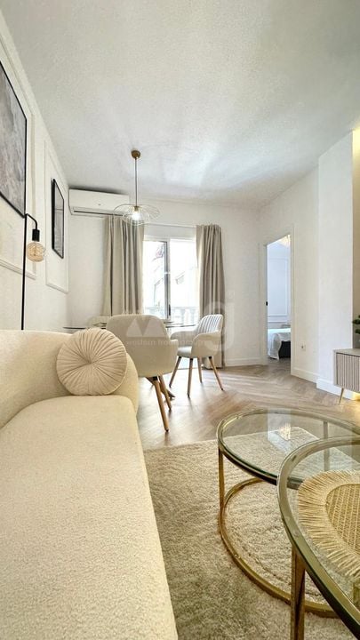 Apartament cu 2 dormitoare în Torrevieja - CT98196 - Imagini - 4