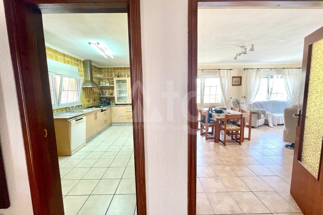 6 bedroom Villa in San Miguel de Salinas - SLN98381 - Photo - 12