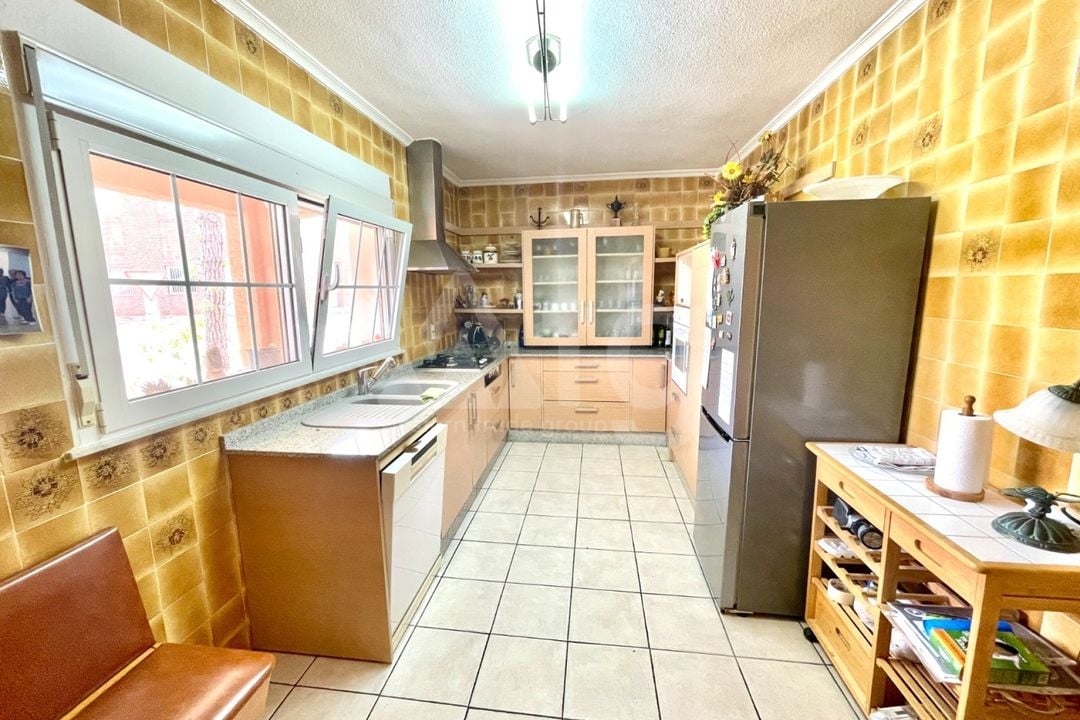 6 bedroom Villa in San Miguel de Salinas - SLN98381 - Photo - 13