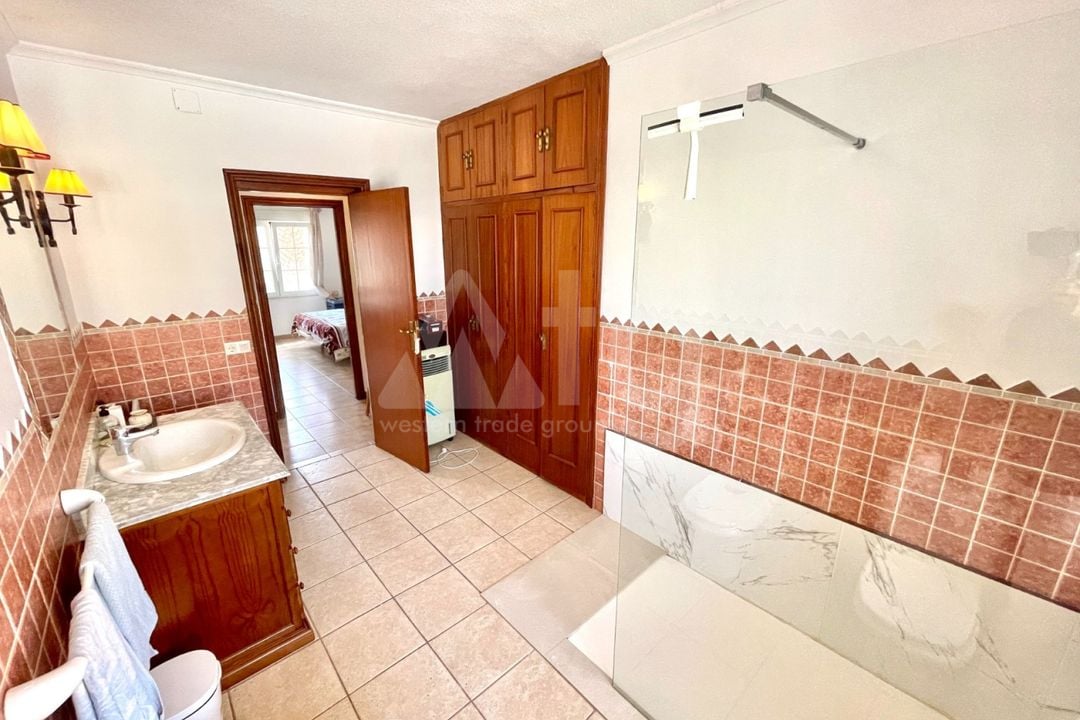 6 bedroom Villa in San Miguel de Salinas - SLN98381 - Photo - 21