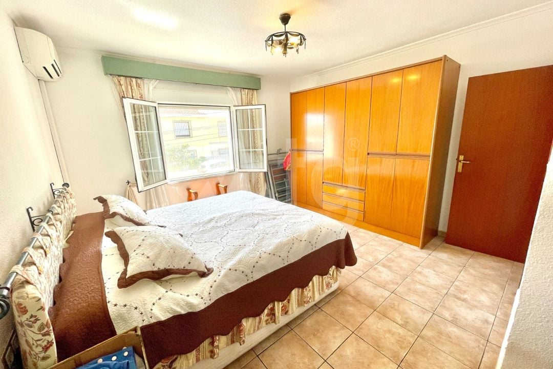 6 bedroom Villa in San Miguel de Salinas - SLN98381 - Photo - 17