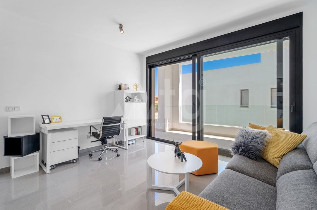 4 bedroom Villa in Guardamar del Segura - CBB149858 - Photo - 21