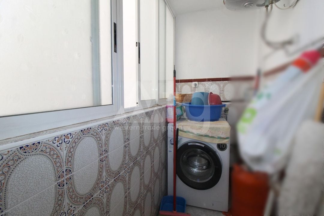 Appartement de 4 chambres à Torrevieja - ALM107588 - Photo - 9
