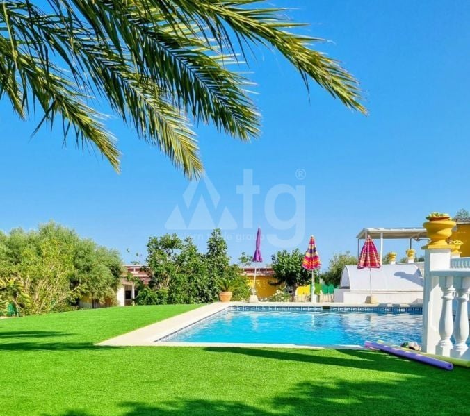6 bedroom Villa in Alicante - SV126686 - Photo - 3