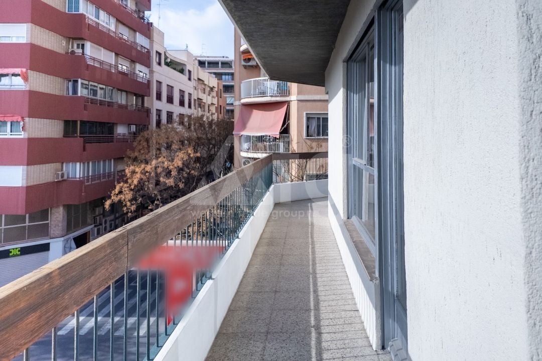 Appartement de 3 chambres à Alicante - CBE131414 - Photo - 18