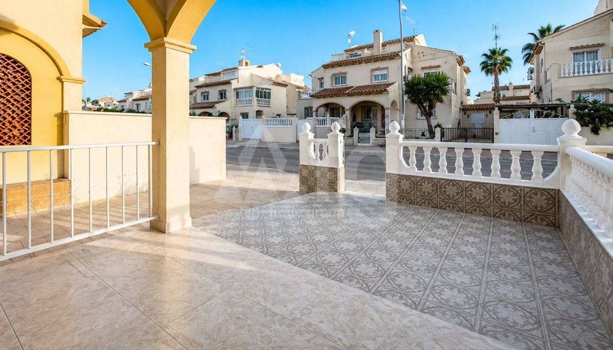 2 bedroom Townhouse in Los Almendros - MVR139352 - Photo - 4