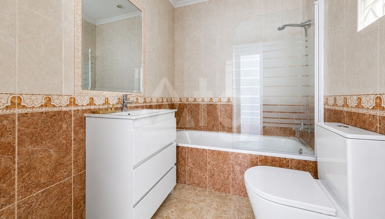 2 bedroom Townhouse in Los Almendros - MVR139352 - Photo - 14