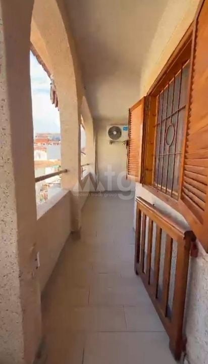 2 bedroom Apartment in Torrevieja - CT139408 - Photo - 11