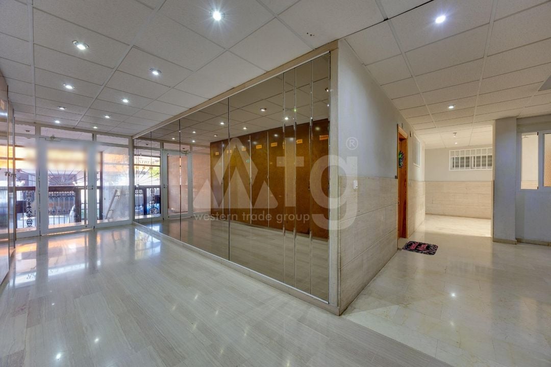 2 bedroom Penthouse in Torrevieja - CYM156292 - Photo - 21