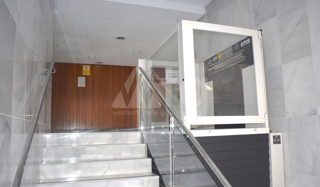 - JL157181 - Photo - 26