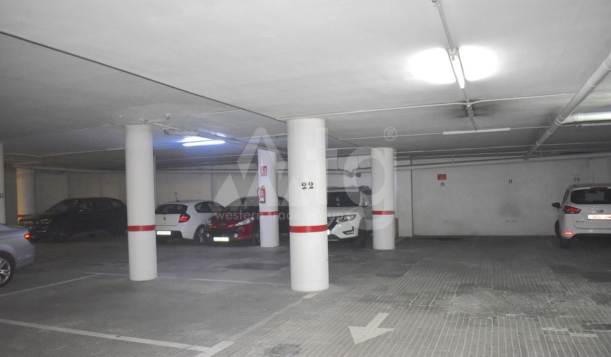 - JL157181 - Photo - 28