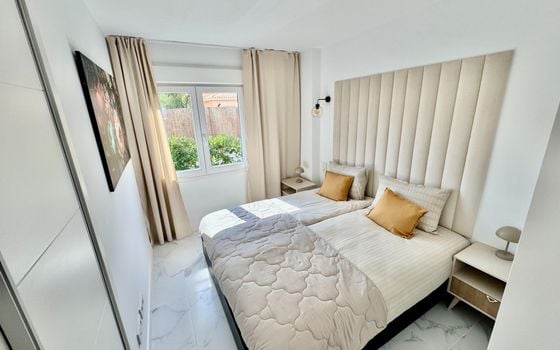 2 bedroom Apartment in Torrevieja - CT100313 - Photo - Small - 8