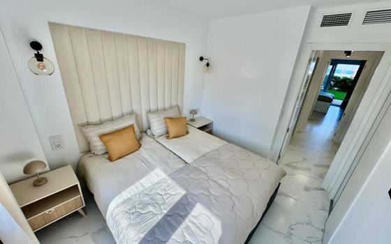 2 bedroom Apartment in Torrevieja - CT100313 - Photo - Small - 9