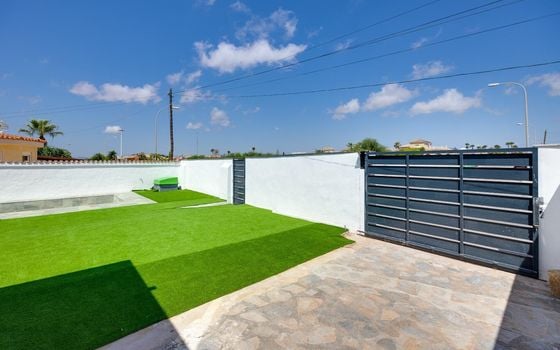 4 bedroom Villa in Torrevieja - SHL101737 - Photo - Small - 29