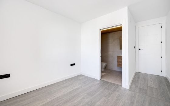 4 bedroom Villa in Torrevieja - SHL101737 - Photo - Small - 16