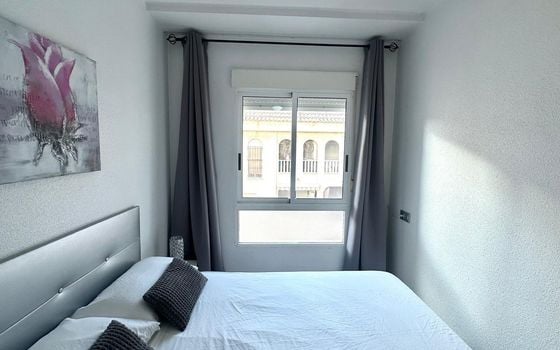 2 bedroom Apartment in Torrevieja - CT101988 - Photo - Small - 14
