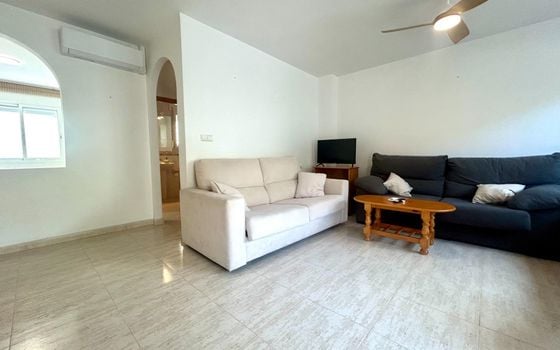 3 bedroom Villa in Orihuela Costa - URE103101 - Photo - Small - 8