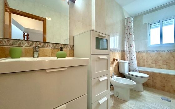3 bedroom Villa in Orihuela Costa - URE103101 - Photo - Small - 17