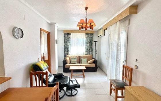 2 bedroom Penthouse in Torrevieja - CT104063 - Photo - 3