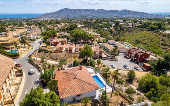 4 bedroom Villa in La Nucia - CGN105754 - Photo - Small - 37