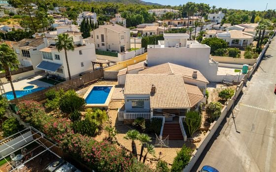 3 bedroom Villa in Albir - CGN105755 - Photo - Small - 18