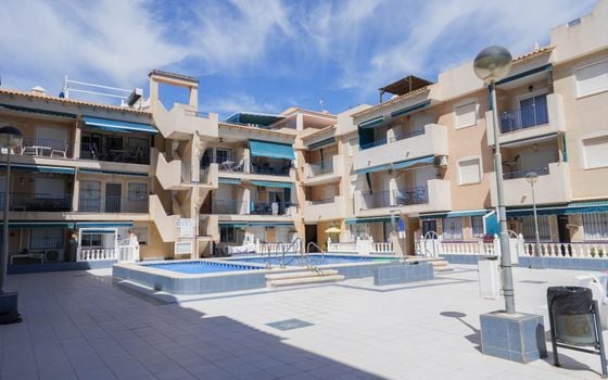 Appartement de 3 chambres à Torrevieja - NHT106823 - Photo - 1