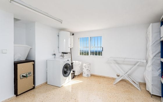 5 bedroom Villa in Alfaz del Pi - CGN106890 - Photo - Small - 28