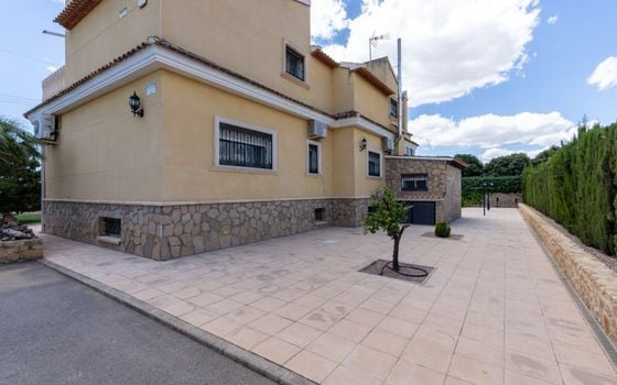 Villa de 5 chambres à San Vicente del Raspeig - CBE107032 - Photo - Small - 36