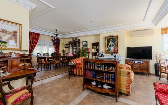 Villa de 5 chambres à San Vicente del Raspeig - CBE107032 - Photo - Small - 9