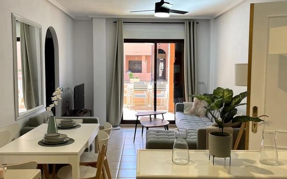 2 Schlafzimmer Appartement in Torrevieja - VEC107125 - Foto - 2