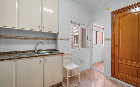 Appartement de 3 chambres à Torrevieja - CBB110454 - Photo - Small - 9