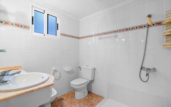 Appartement de 3 chambres à Torrevieja - CBB110454 - Photo - Small - 18